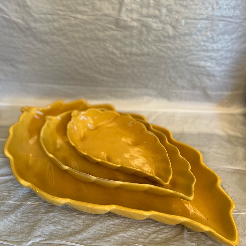 FRANKOMA ART POTTERY NEST OF FALL LEAVES MID CENTURY VTG  LARGE SIZE EX COND